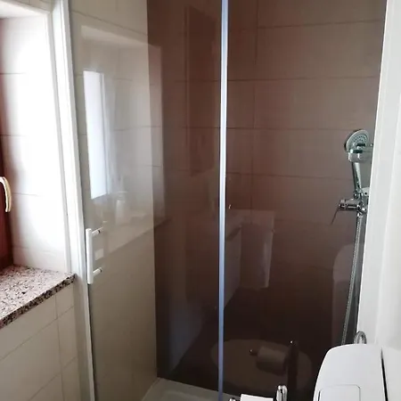 Apartma Prenocisca Iris *